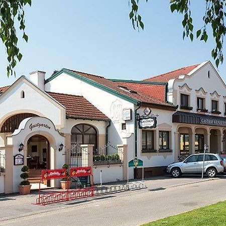 Hotel Gasthof Weinzettl Apetlon Exterior foto
